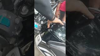 Bajaj cng bike 100 milage bajajfreedom cngbike subscribe [upl. by Abbate]