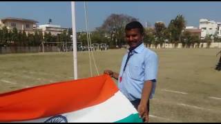 How to tie a knot of National Flag [upl. by Fougere979]