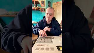 Classic old school beats on the mpc 2000 [upl. by Asel57]