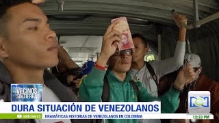 Venezolanos cambian bolívares por pesos durante los trayectos en Transmilenio [upl. by Eceirtal]