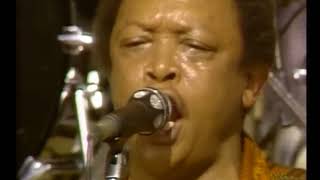 Hugh Masekela  STIMELA live GRACELAND1987 720p [upl. by Zelma148]