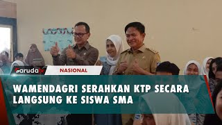 Wamendagri Bima Arya Lakukan Penyerahan KTP ke Siswa SMA [upl. by Sheena]