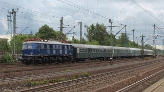 E18 047 mit Sonderzug in HamburgHarburg [upl. by Anelyak]