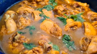 🇸🇷 Kip Kerrie Masala recept  Surinamese Chicken Curry recipe [upl. by Aimek]