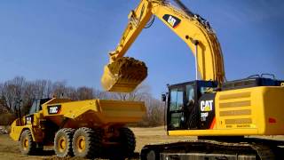 Nueva excavadora Cat® 336F XE Español [upl. by Notaes]