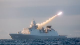 18 raketten de lucht in vanaf fregat Zr Ms De Ruyter [upl. by Enotna658]