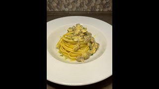 LINGUINE ALLE VONGOLE PATRIMONIO UNESCO 🤤😍🌊 Shorts [upl. by Marietta977]