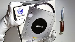 NINTENDO GAMECUBE UNBOXING Limited Edition Platinum Console  Super Smash Bros Melee Gameplay [upl. by Inaleon64]