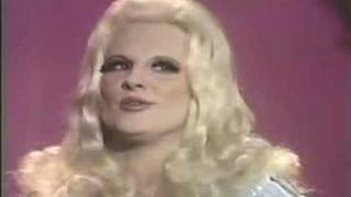 Jim Bailey as Peggy Lee 1971 Why dont you do right [upl. by Nonnahs]