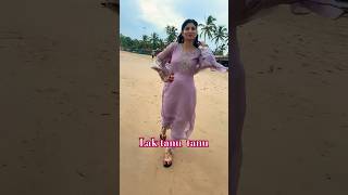 Lak tanu tanu songpunjabi punjabisongytshorts yshorts trending danceviralshortviralvideo [upl. by Enimasaj]