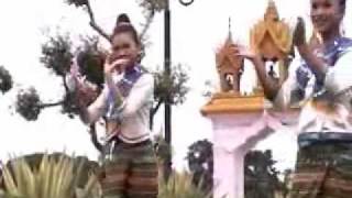 Lum Phoo Thai Dance [upl. by Ynnot262]