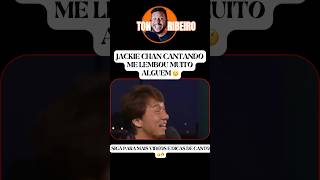 Jackie Chan cantando me lembrou muito o caneta azul 🤔 O que vocês acham jackiechan humormemes [upl. by Annasoh]