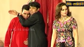 Best Of Nasir Chinyuti and Nargis With Naseem Vicky Best Stage Drama Comedy Funny Clip  Pk Mast [upl. by Lilaj685]