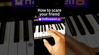 Here is how to scare your friend on Halloween🎃👻 [upl. by Sybilla]