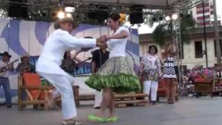 Nórida Rodríguez Bailando Joropo [upl. by Naiviv839]