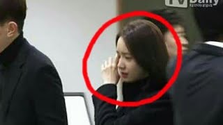 Yoona Crying Badly at SHINee Jonghyuns Funeral Rest in Peace Stay Strong Family [upl. by Whitehouse]