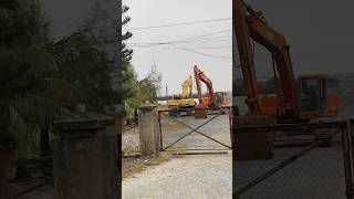 Máy xúc doosan và komatsu muốn đi làm mà ko có việc mayxuc mayxucdoosan exkavator [upl. by Leal]