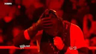 عودة كين المقنع WWE RAW 121211 [upl. by Fuller]