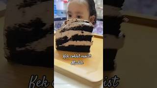 kek coklat moist cream mudahhh [upl. by Otipaga107]