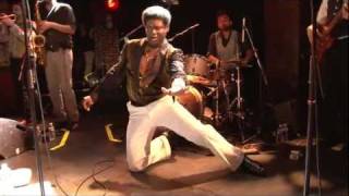 Charles Bradley  This love aint big enough  live in Paris 072011 [upl. by Sonnie634]