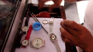 Watch Battery Replacement at a street stall in the Philippines  Wilsons F Blumentritt San Juan [upl. by Aed]