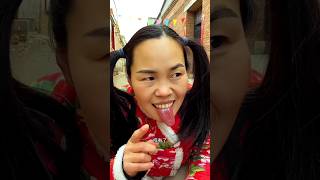 A rubber tongue 🤣 New Viral Gadget Smart Appliances Kitchen Utensils Home Inventions shorts [upl. by Naejamron]