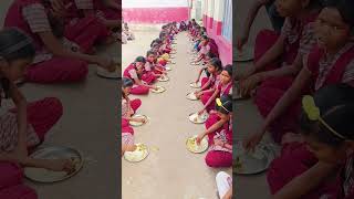 shortfeed school like midday food student lunch lunchtime meal govtschool govts ytshorts [upl. by Verdie]