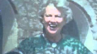 Gracie Fields Swanee 1974 [upl. by Annoynek]