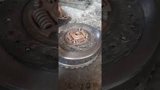 How to fitting a clutch plate leather lock toyotamechanic trainingautomobilerepairand viral [upl. by Rramaj]