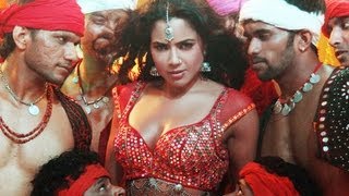 Kunda Khol Video Song  Chakravyuh  Abhay Deol amp Sameera Reddy [upl. by Ymerej934]