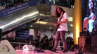 Mateus Asato Live  Plaza Semanggi Jakarta  Dont Dream Its Over  What a Friend We Have In Jesus [upl. by Kenison]