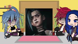 Jinx vi y caitlyn reaccionan a…jinx vi and caitlyn react to…  arcane react [upl. by Ardien]