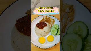 Nasi Uduk Rice Cooker fyp nasiuduk [upl. by Kerek]