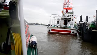 Wir fahren mit den Seenotrettern in Bremerhaven raus [upl. by Misak712]