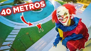 EL PAYASO HACE PARKOUR EN LA MANSIÓN  PARKOUR EN LA VIDA REAL  se cae de 40 metros Exi [upl. by Aronos263]