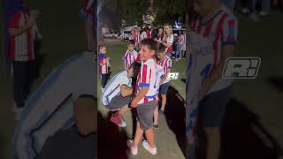 🇦🇷 gesto del jugador de Olimpia Capasso el argentino firmando las camisetas de los paraguayos [upl. by Aaronson700]