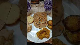 Gajorer porota recipe gajor kosori methi chilli flakes dinnerrecipe sort Nb kitchen vlogs [upl. by Kcirddahc]