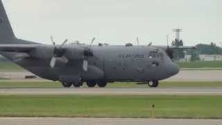 USAF 934th Airlift Wing Lockheed C130H Formation Launch  Minneapolis International [upl. by Greggory637]