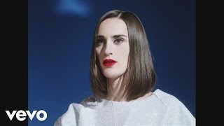 Yelle  Complètement fou Official Video [upl. by Malaspina]