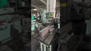 Shaping metal on a traditional shaper machine machine machining welding automobile [upl. by Bendicta]