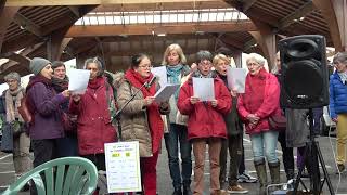 Chant Debout les femmes [upl. by Asertal]