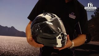 Caberg Duke Motorhelm Review  MotorkledingcenterTV [upl. by Galvan]