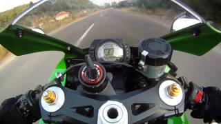 Kawasaki zx10r 2005 50200 kmh [upl. by Swisher]