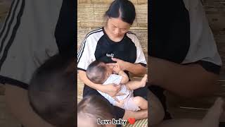 Breastfeeding mom 💕 breastfeeding baby foryou cutebaby viralvideo trending shorts [upl. by Dott]