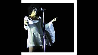 Björk  5 Years Live London 1997 [upl. by Pulchia233]