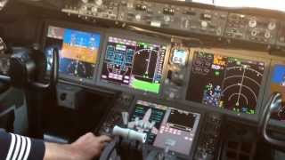 Boeing 787 Dreamliner Cockpit Tour [upl. by Bohlin]