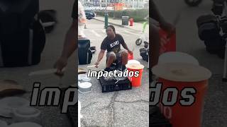 Este artista callejero sorprendió a todos con su talento y ritmo 🫢🥁 [upl. by Naimerej]