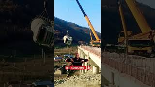 HEAVY LIFTING EQUIPMENTS XCMG CRANE RESCUE TRANSIT MIXER fails liebherrcranes rescue xcmgcrane [upl. by Thenna]