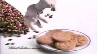 Pillsbury cookies with MampMs Popin freshs housegeust 1994 [upl. by Itram152]