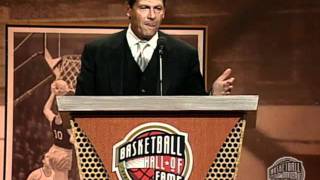 Geno Auriemmas Basketball Hall of Fame Enshrinement Speech [upl. by Bride]